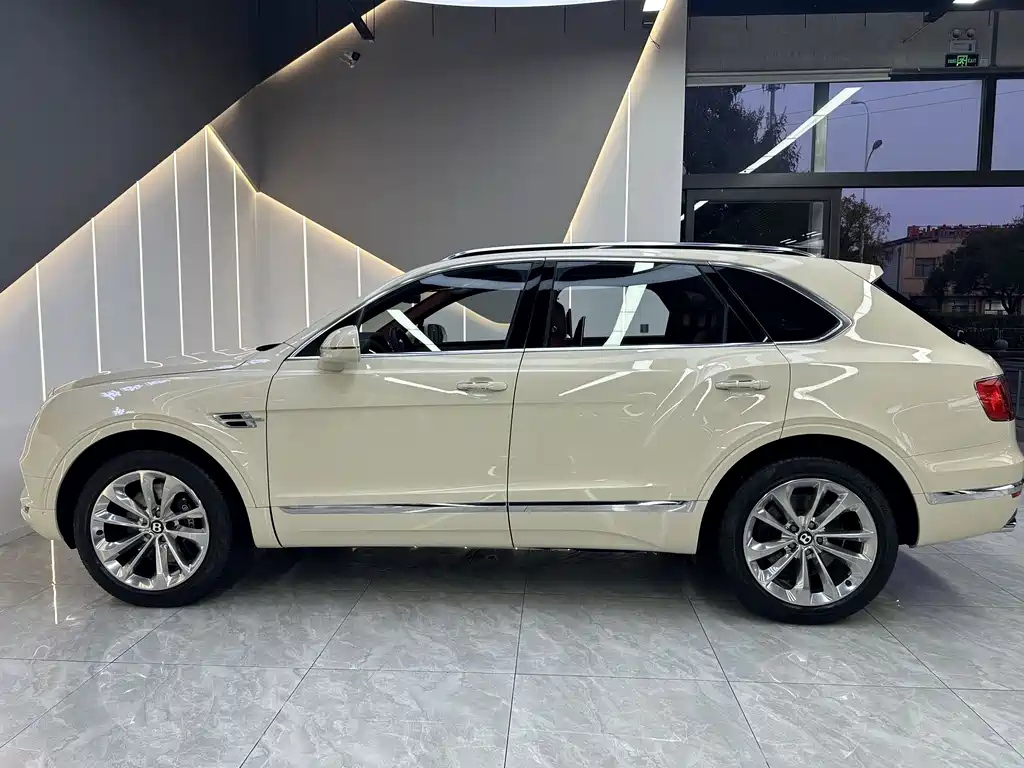 Bentayga 6.0 T Standard