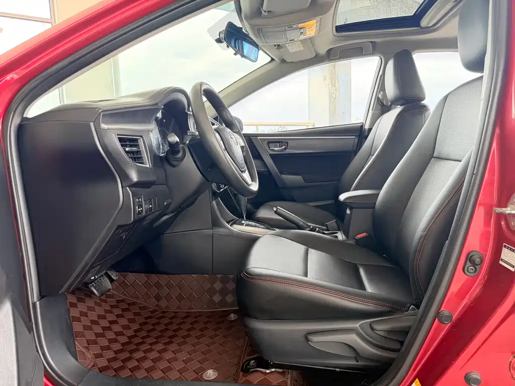 Levin 1.6 G CVT Elite