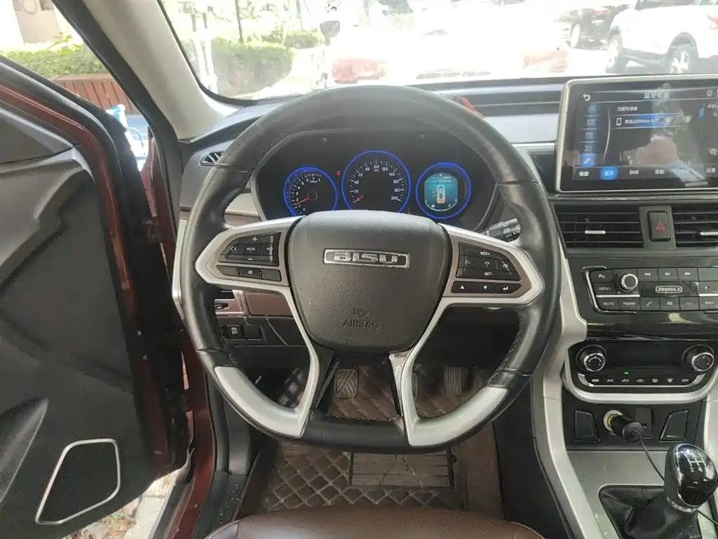 Bisu T3 比速T3 2017款 1.3 T 手动尊贵型