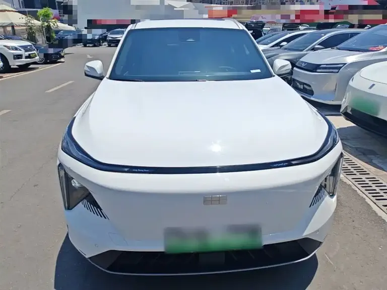 Geely Galaxy L7 1.5 T 115 km Starship Dragon