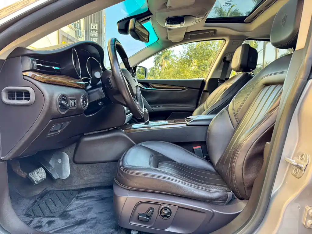 Quattroporte 3.0 T Standard