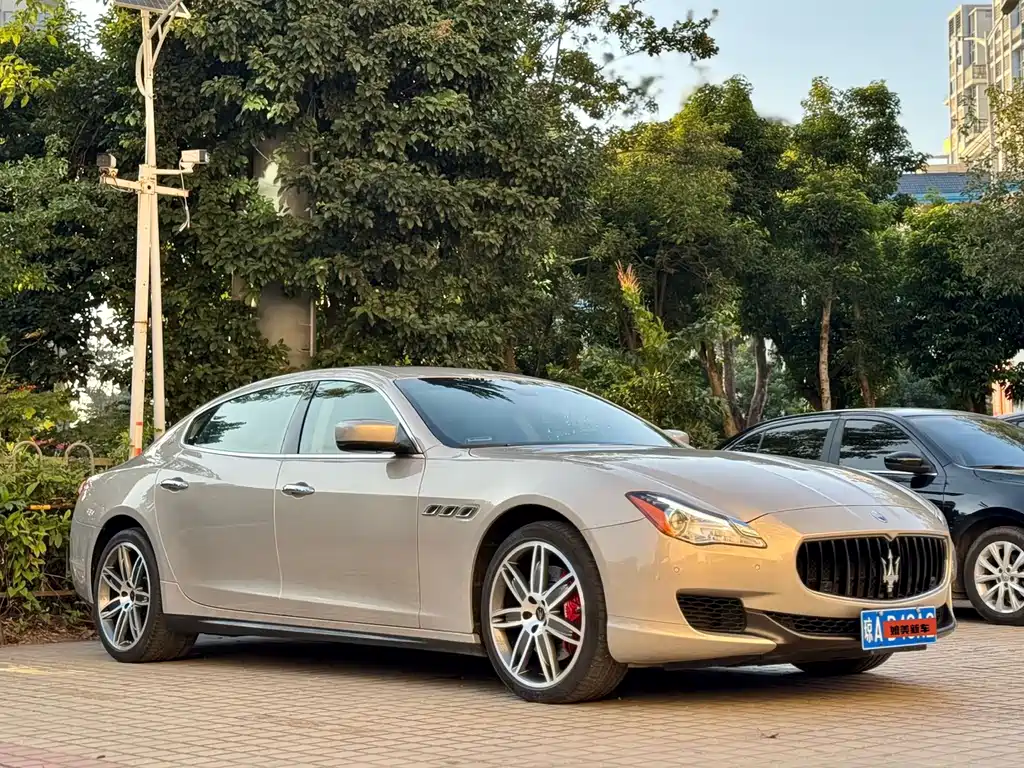 Quattroporte 3.0 T Standard