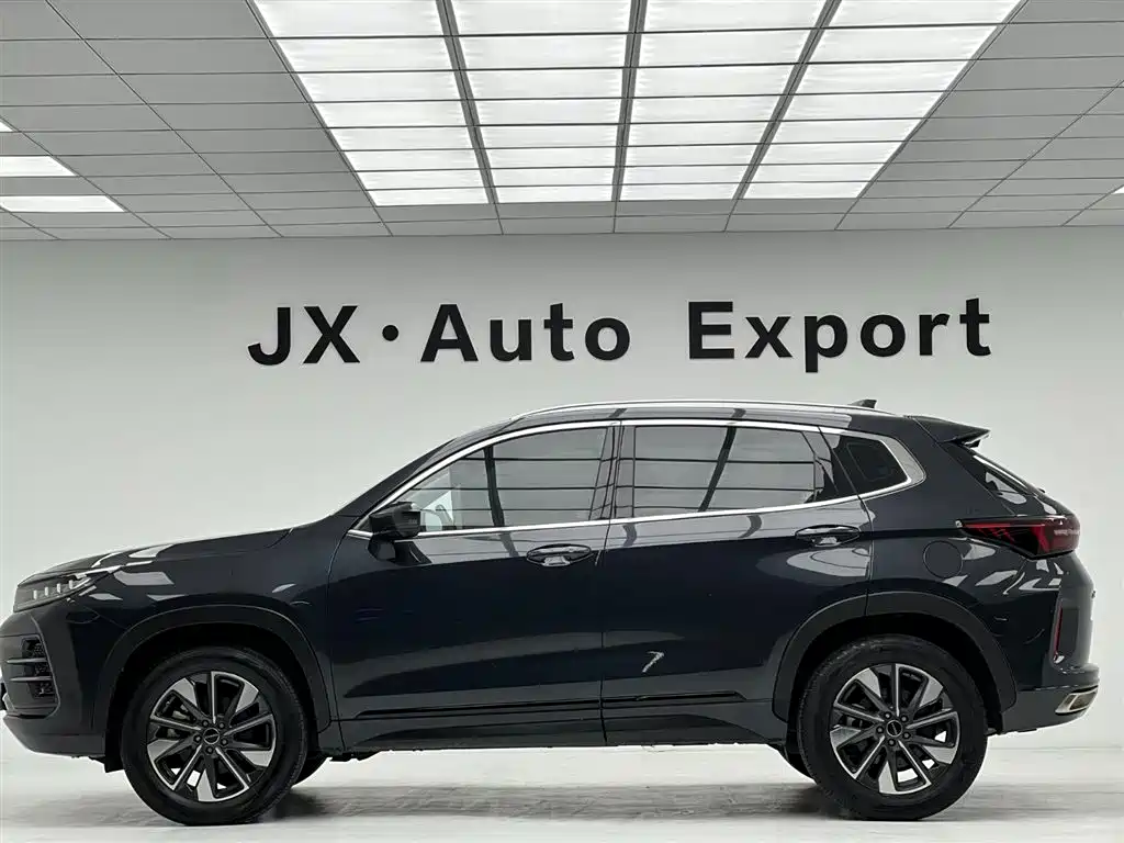 Exeed Zhuifeng Ride the Wave 1.5 T CVT Royal Wind