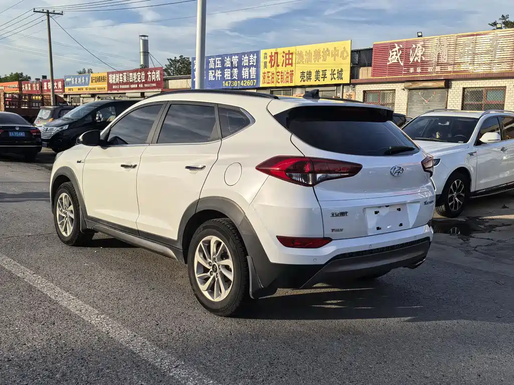 Tucson 1.6 T DCT 2 WD Intelligent