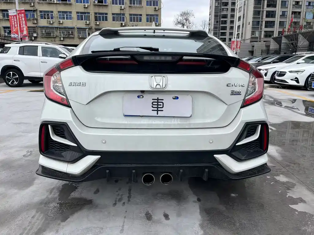 Civic HATCHBACK 220 TURBO CVT New Sharp Control