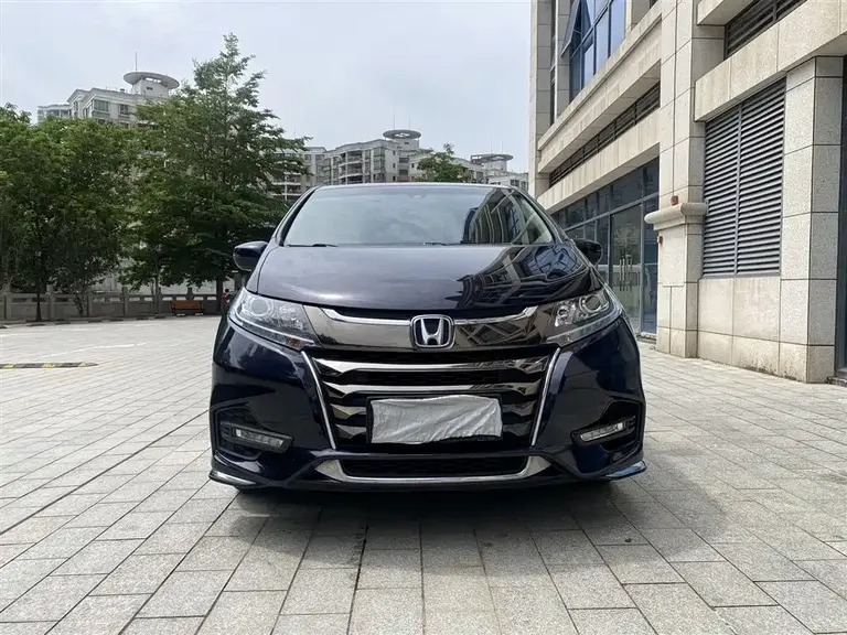Honda Odyssey 2.0 L Sharp· Smart Enjoyment