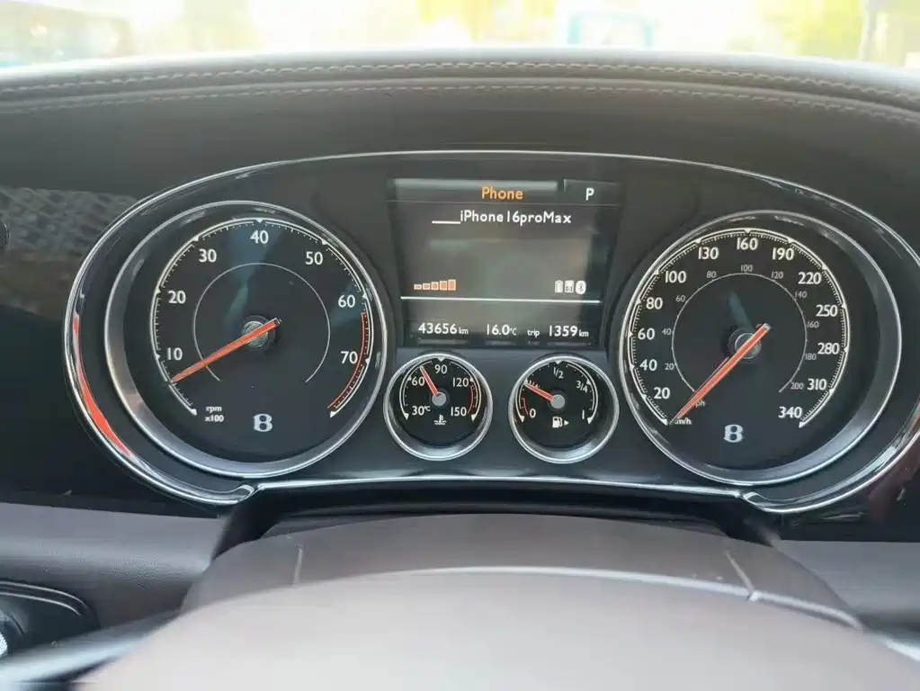Flying Spur 4.0 T V8 Standard