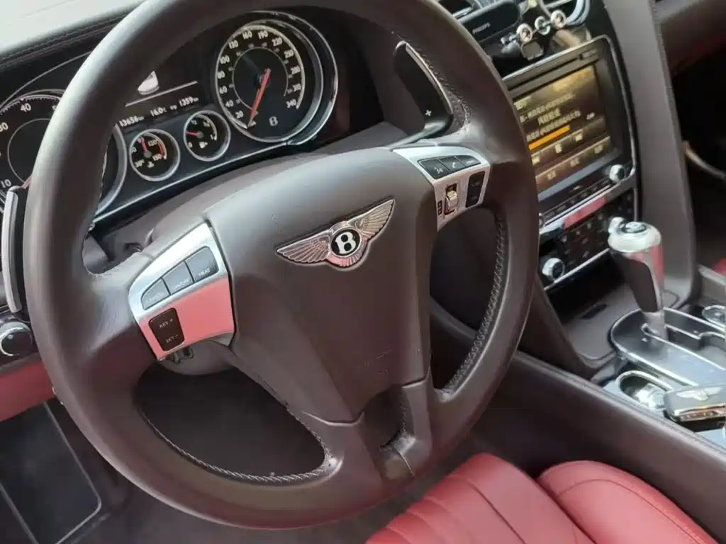 Flying Spur 4.0 T V8 Standard