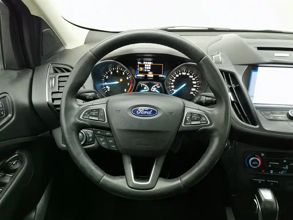 Kuga EcoBoost 245 4 WD Grand Wing