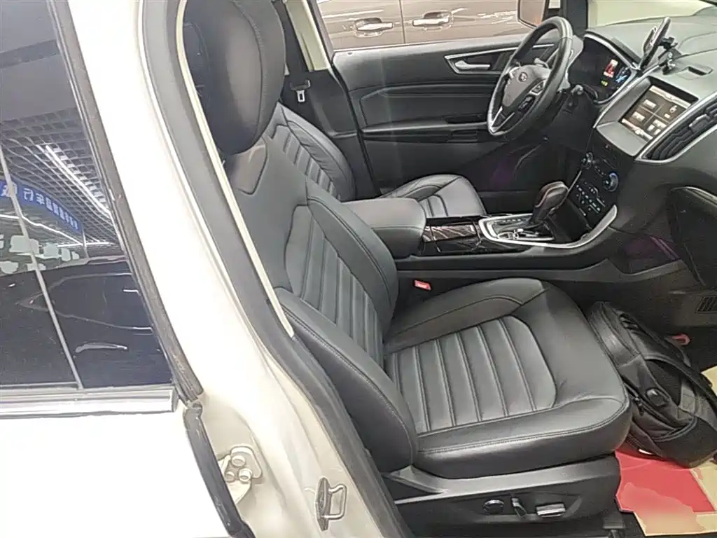 Edge 2.0 T GTDi 4 WD Grand Sharp