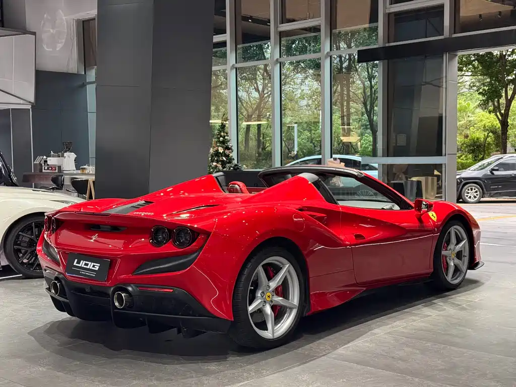 Ferrari F8 Spider 3.9 T V8