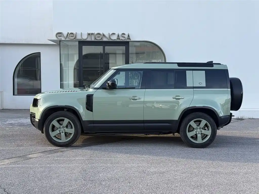 Land Rover Defender 110 3.0 T P400 75 Anniversary Legend