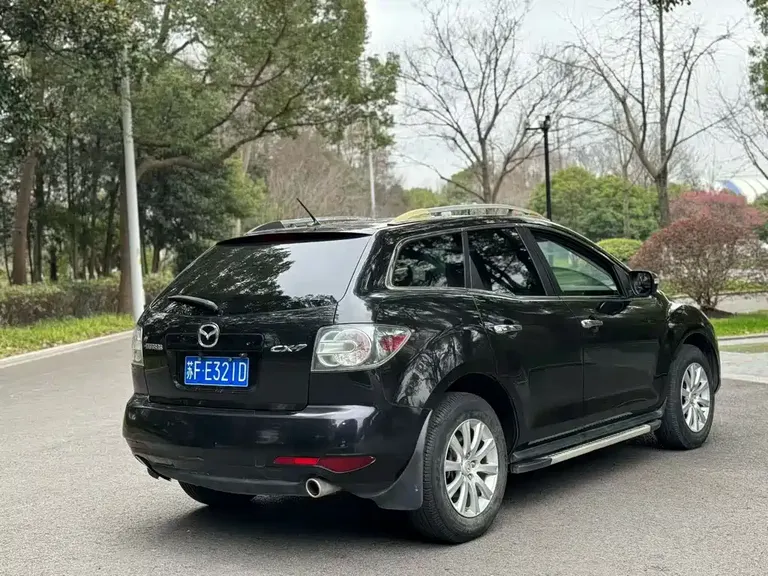 Mazda CX-7 2.5 L 2 WD Luxury