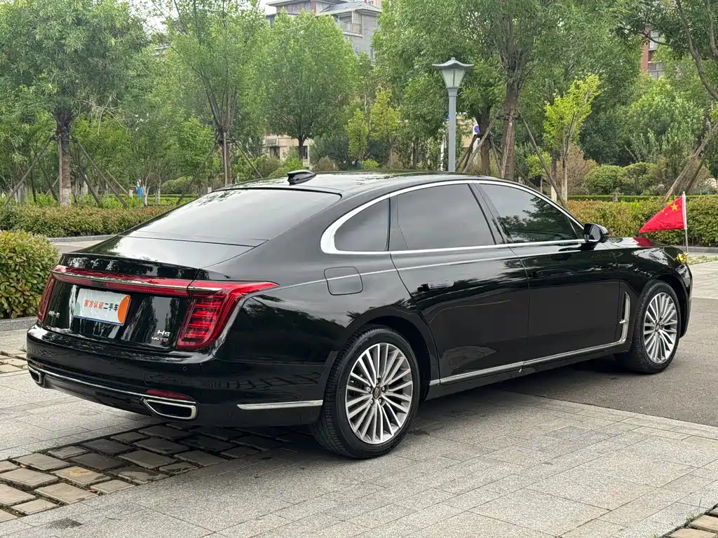 Hongqi H9 2.0 T Connected Flagship Enjoyment