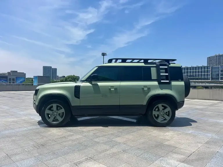 Land Rover Defender 110 3.0 T P400 75 Anniversary Legend