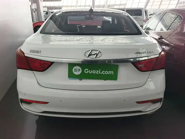 Hyundai Mistra 1.8 L Auto Intelligent GLS CN-V