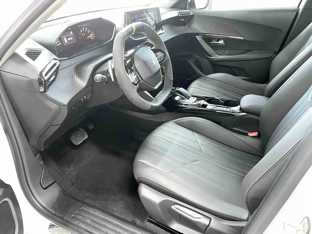 Peugeot 2008 2022 230 THP THE ONE