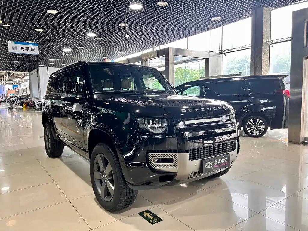 Land Rover Defender 130 3.0 T P400 7-seat Luxury Enjoyment