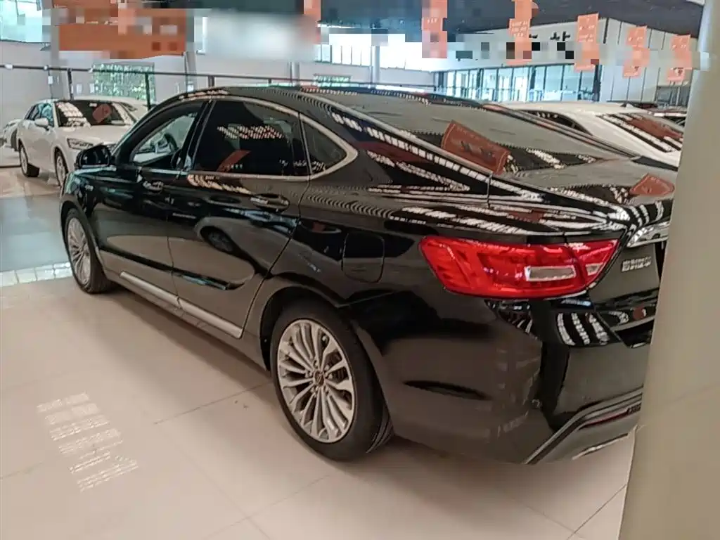 Borui 博瑞 2015款 1.8 T 旗舰型