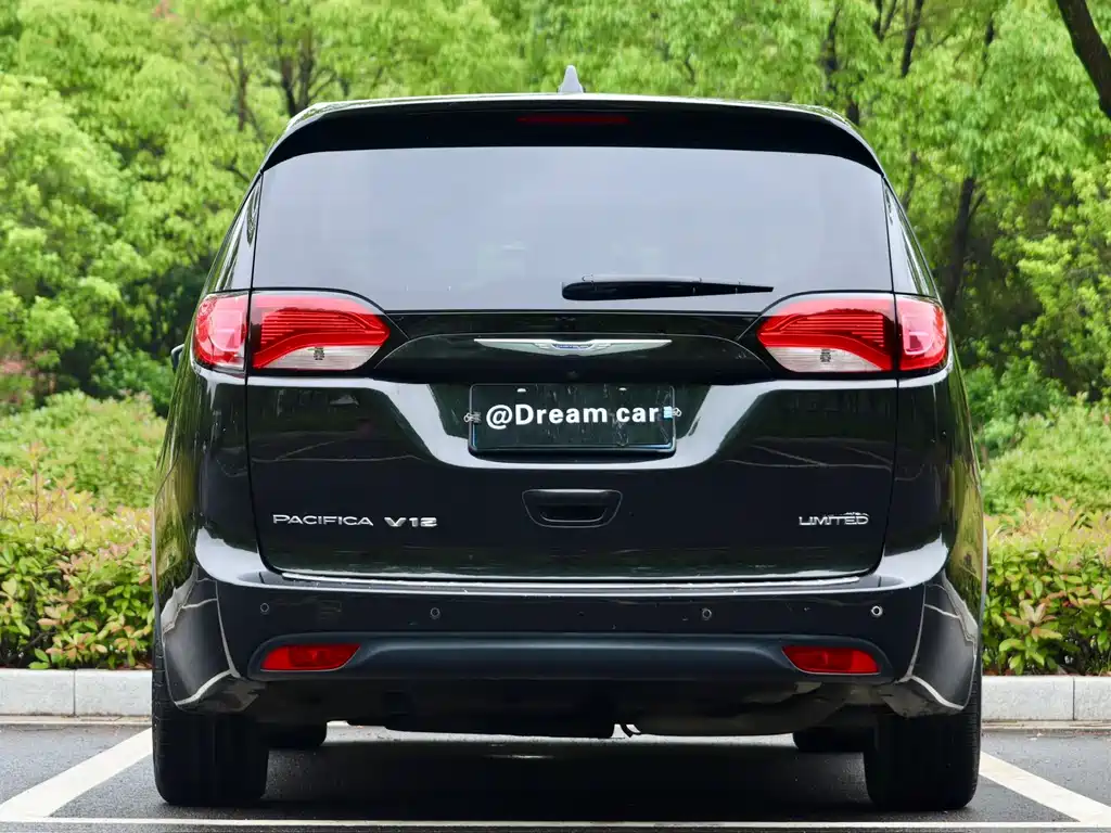 Pacifica (Import) 3.6 L Premium