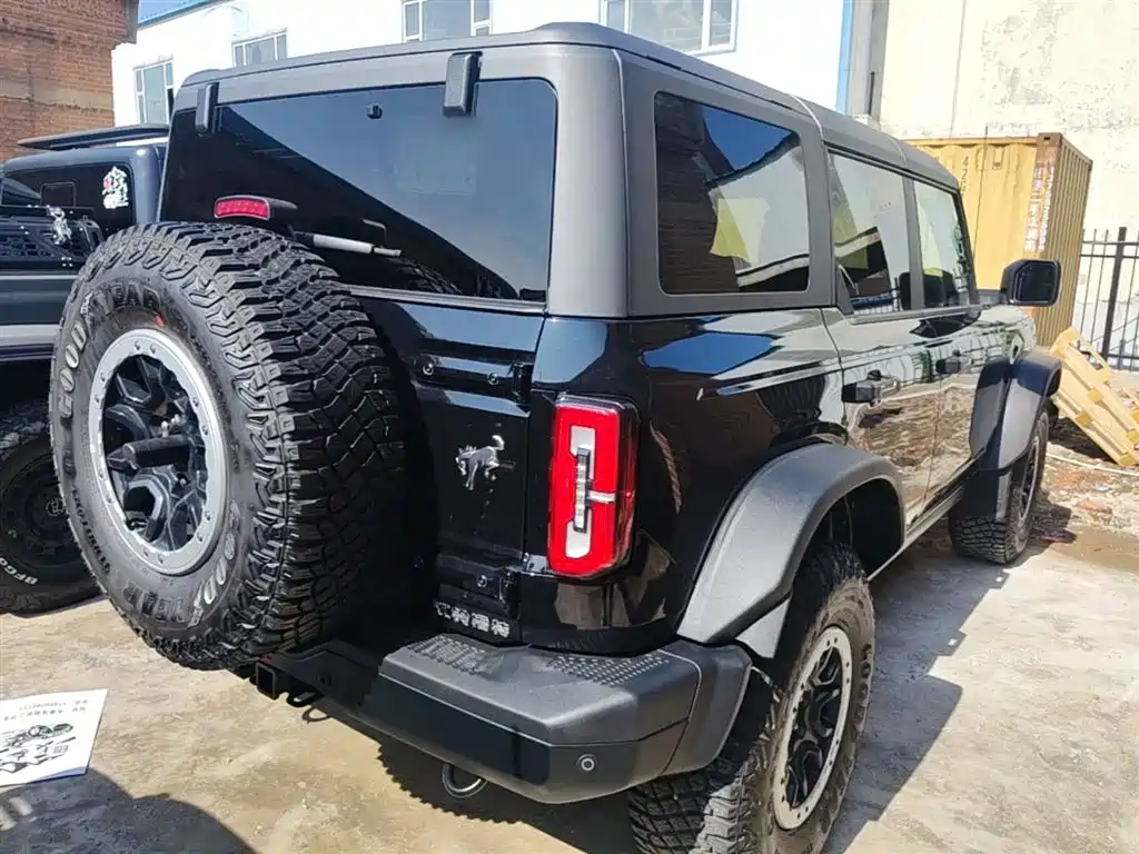 Ford Bronco 2.3 T Badlands
