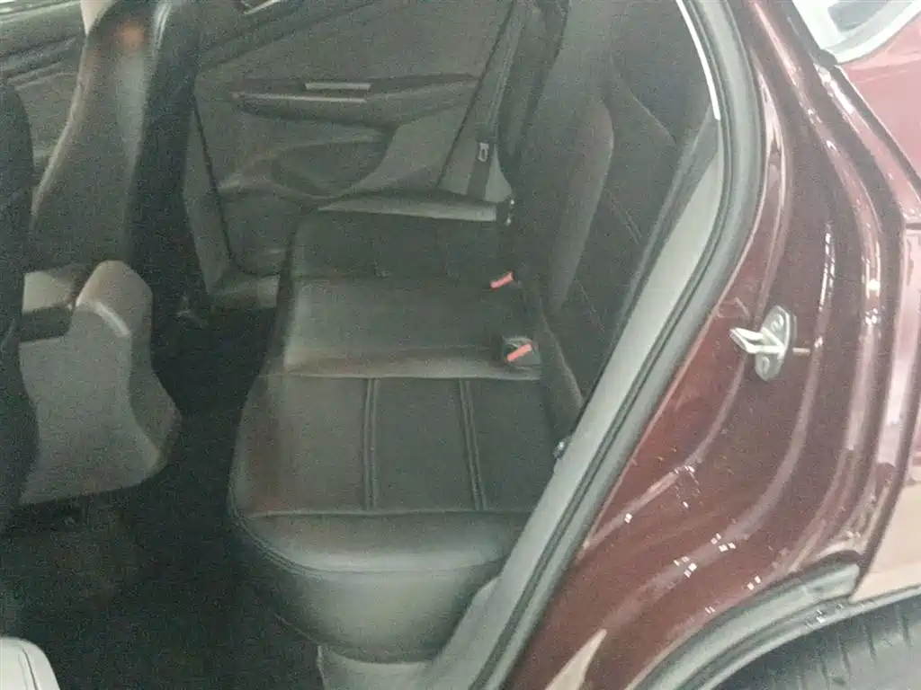 Jetta VS5 280 TSI Auto Progressive