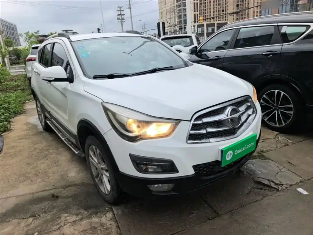Haima S5 海马S5 2015款 1.5 T CVT豪华型运动版
