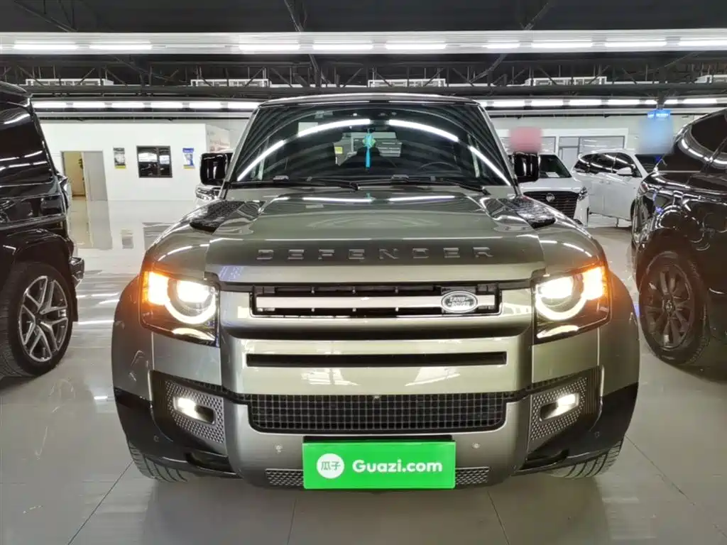 Land Rover Defender Facelift 110 3.0 T P400 X-DYNAMIC HSE