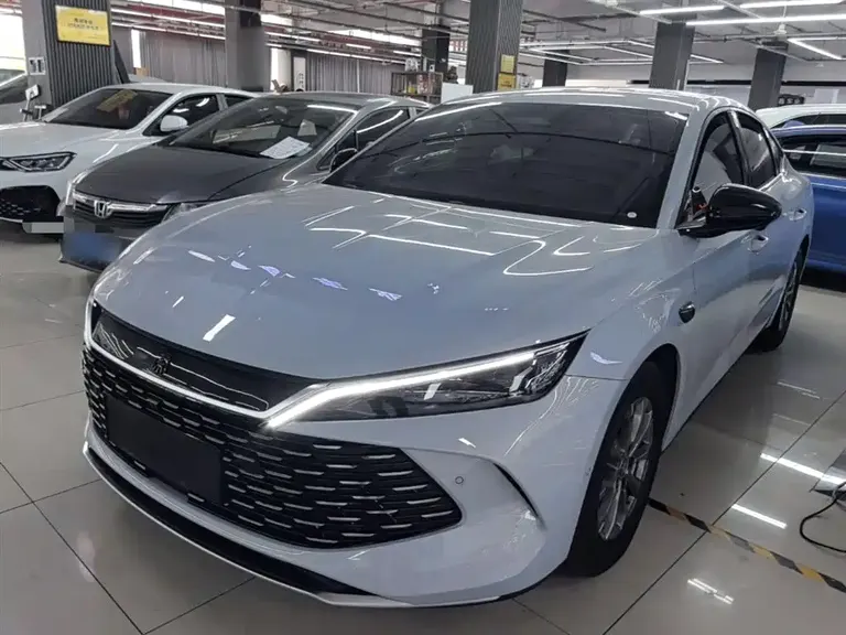 BYD Qin L DM-i Smart Drive 80 KM Leading