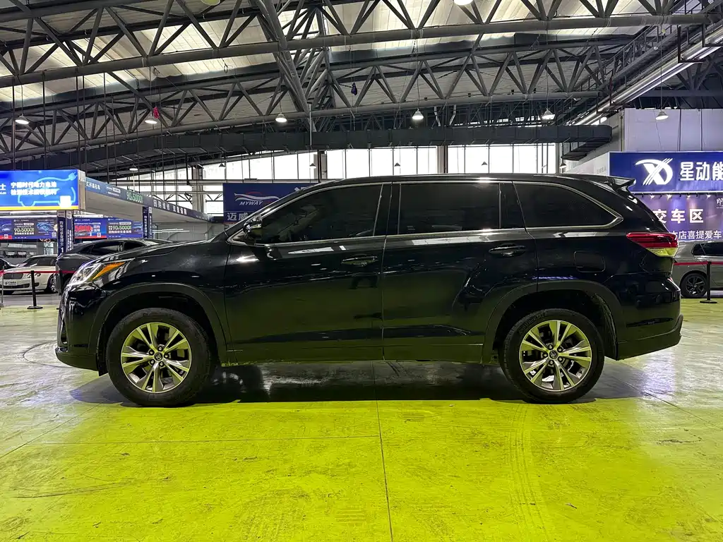 Highlander 2.0 T 4 WD Elite 7-seat