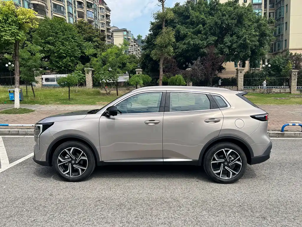 Changan CS55 PLUS 4 th Gen New Blue Whale 1.5 T Celestial Distinguished