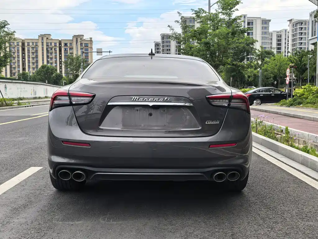 Ghibli 2.0 T Sharp Edge