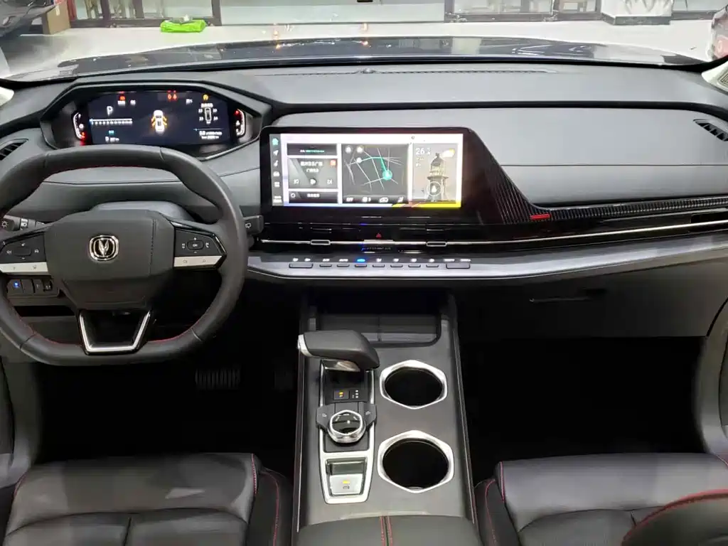 Changan CS55 PLUS 2 nd Gen 1.5 T DCT Distinguished
