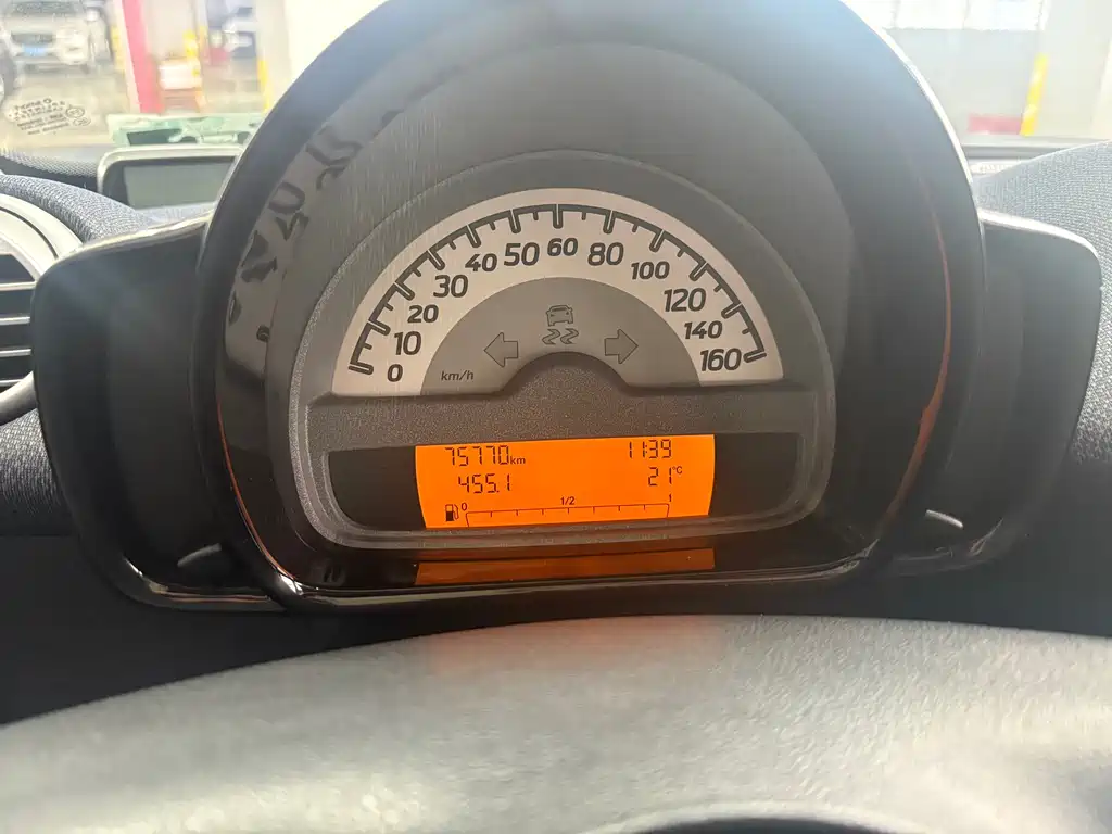 smart fortwo 1.0 MHD Hardtop Standard