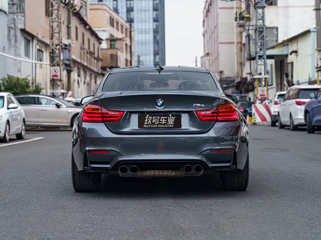 BMW M4 M4 2-door Coupe