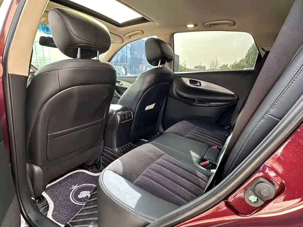 Infiniti QX50 2.5 L Comfort