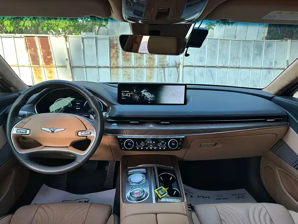 Genesis G80 2.5 T 4 WD Flagship