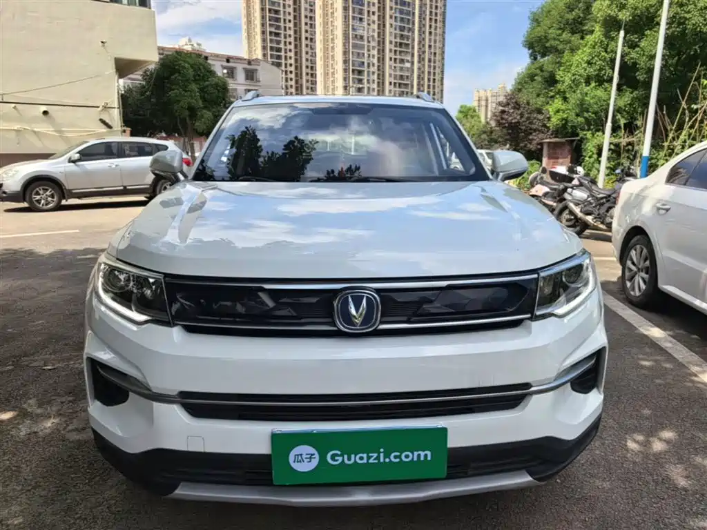 Changan CS35 PLUS 1.6 L Manual Connected
