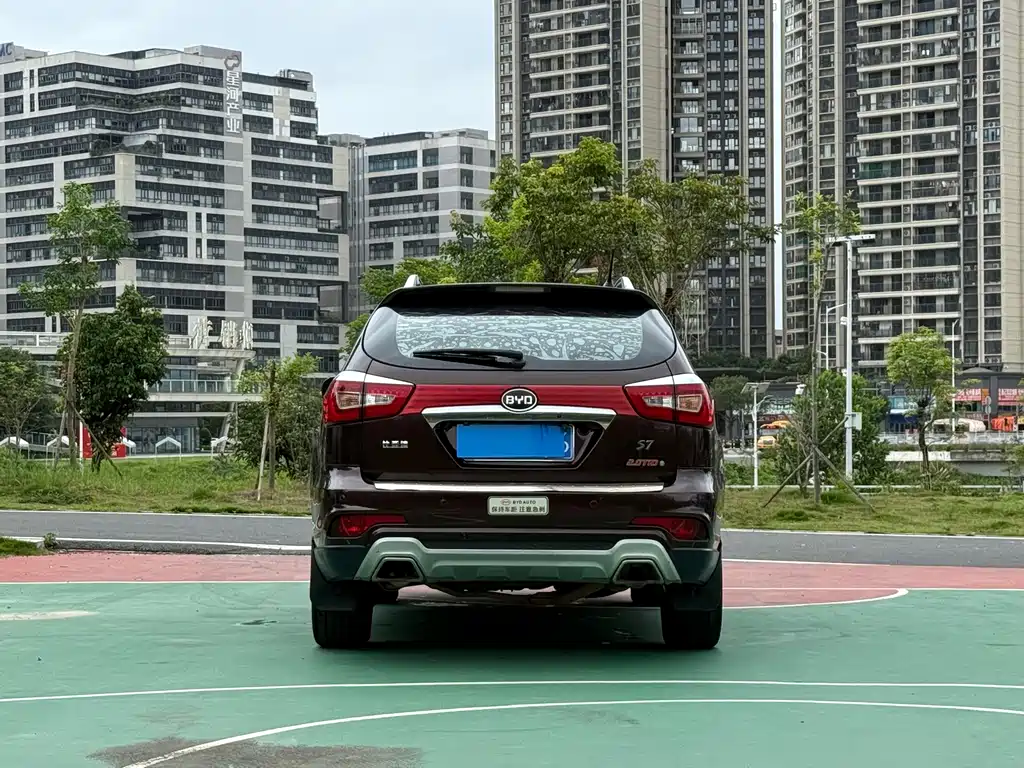 BYD S7 2.0 T Auto Flagship