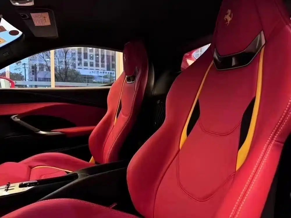 Ferrari 296 3.0 T V6 GTB