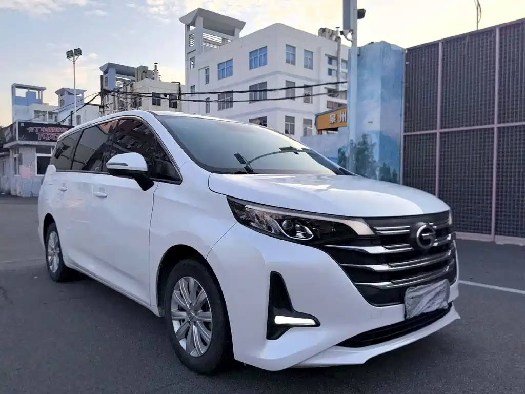 GAC Trumpchi M6 270 T DCT Elite (7-seat)