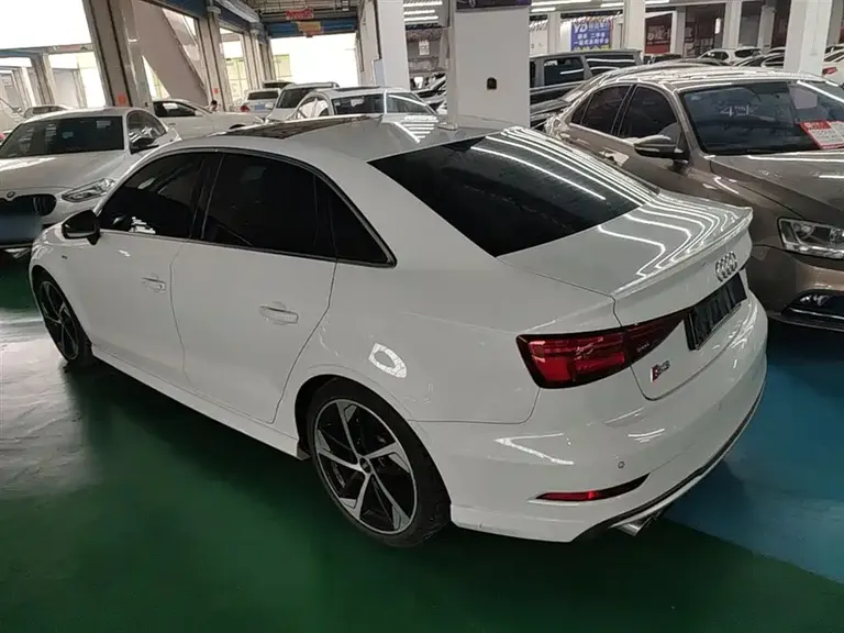Audi S3 Facelift S3 2.0 T Limousine
