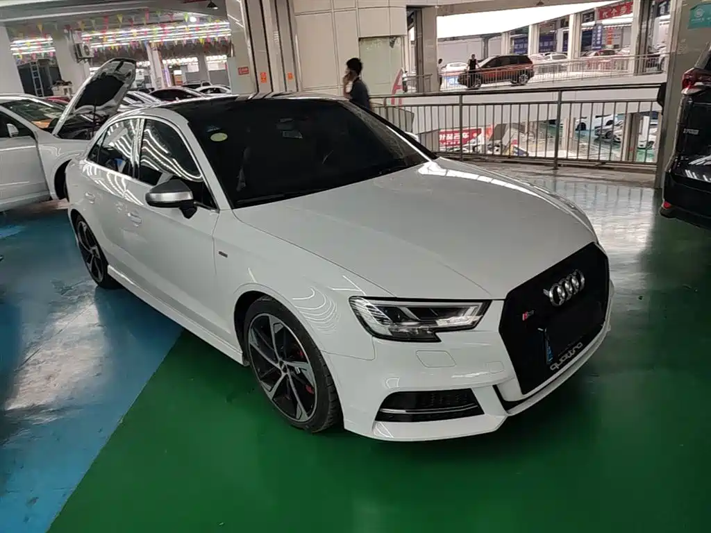 Audi S3 Facelift S3 2.0 T Limousine