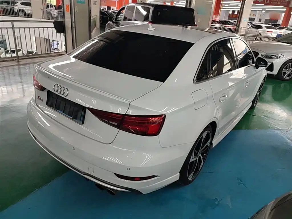 Audi S3 Facelift S3 2.0 T Limousine