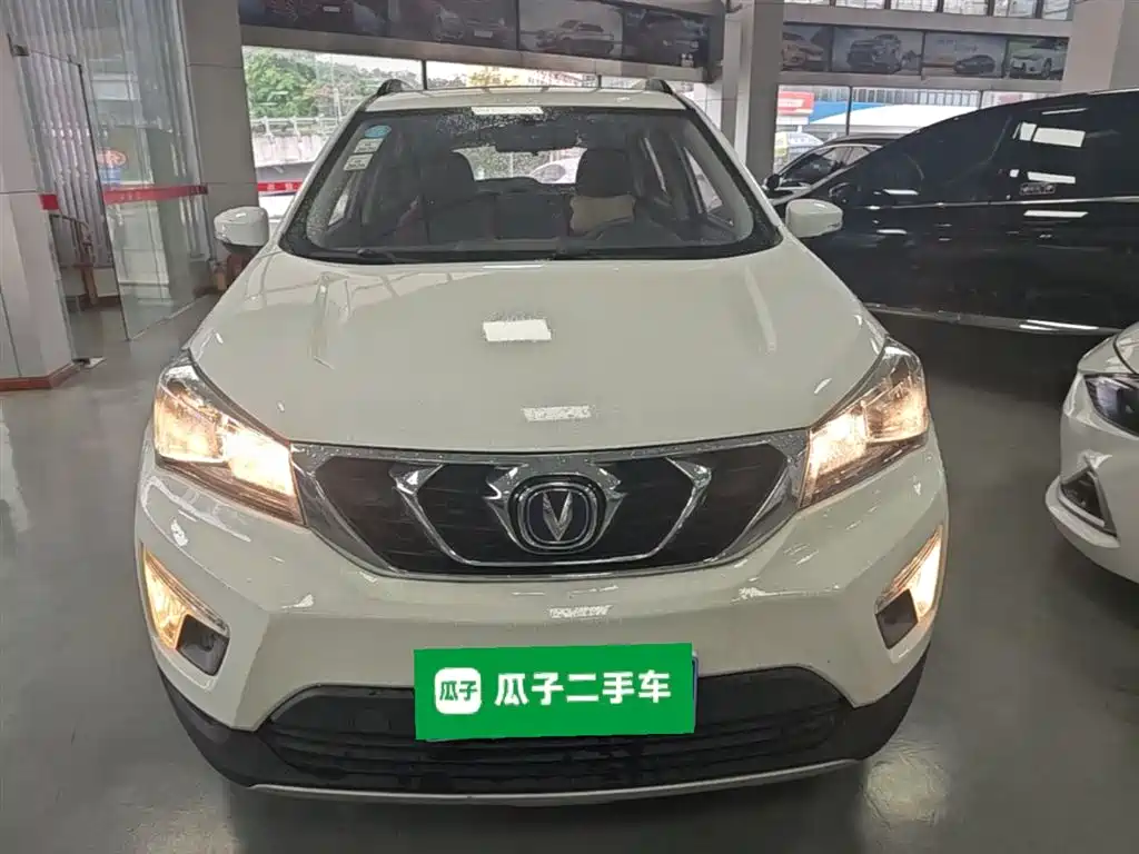 Changan CS15 1.5 L Auto Fashion