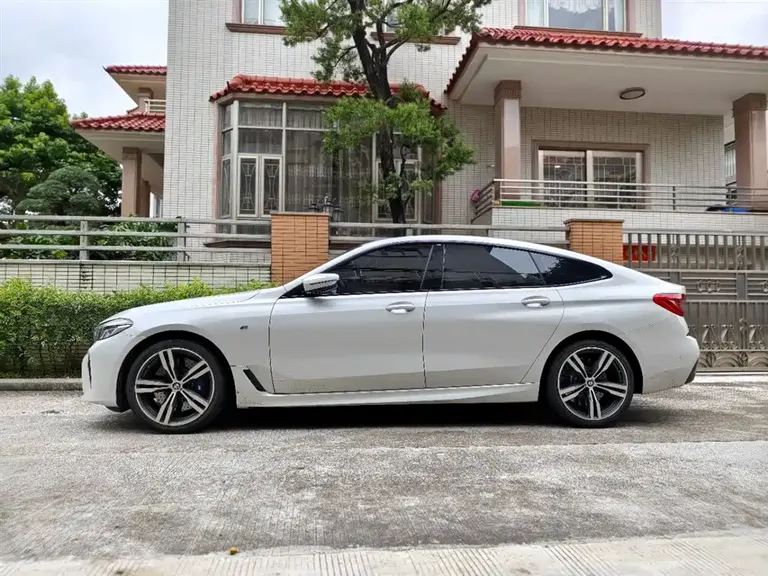 BMW 6 Series GT 630 i M Sport Package