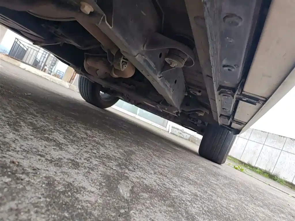 Roewe RX8 30 T Connected 2 WD Outstanding Flagship