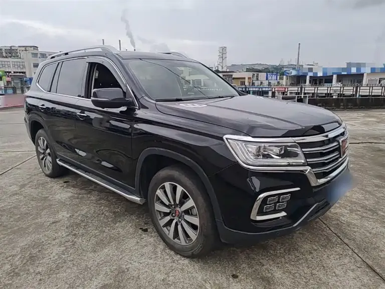 Roewe RX8 30 T Connected 2 WD Outstanding Flagship