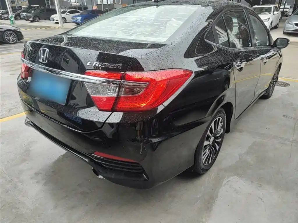 Crider 1.8 L Auto Comfort