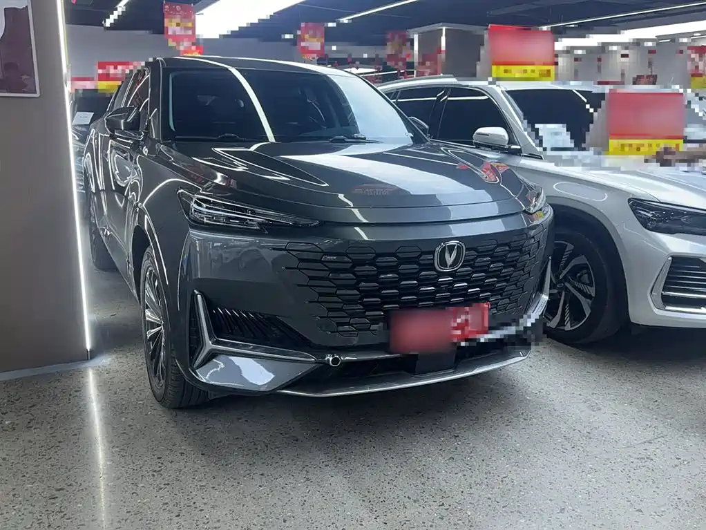 Changan UNI-K 2.0 T Outstanding